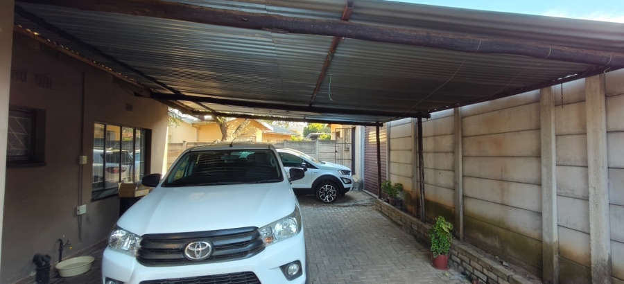 3 Bedroom Property for Sale in Geelhoutpark North West